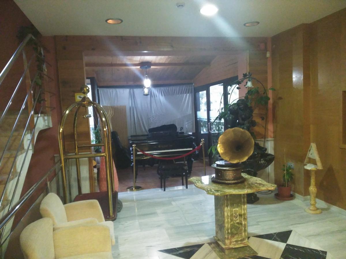 Hotel Mirasierra Baul Extérieur photo